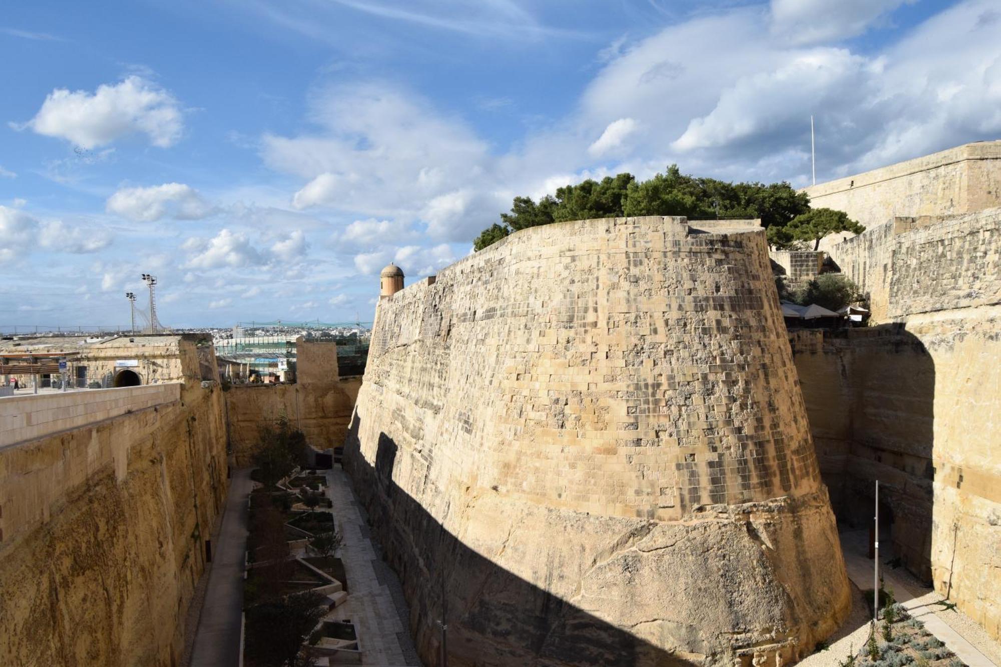 Comfortable 1Br Home With Maltese Balcony In Valletta By 360 Estates Buitenkant foto